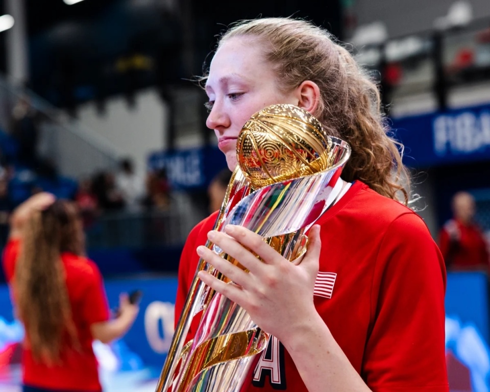 美洲杯选手发挥出色,荣膺最佳MVP的简单介绍 美洲杯选手发挥出色,荣膺最佳MVP的简单介绍