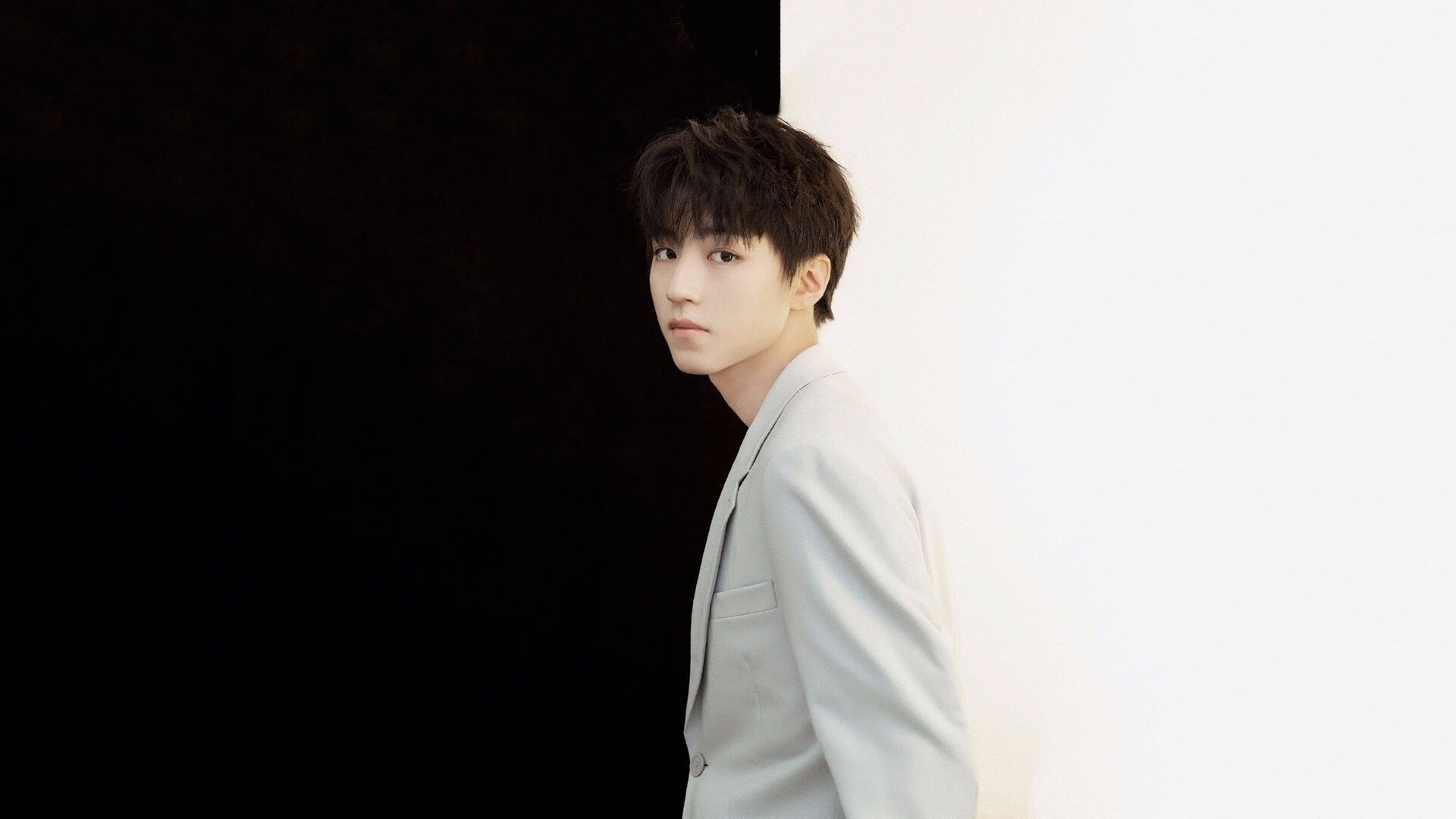 40000分当天,NBA用一场快船对魔术的角落之战,向詹姆斯的伟大致敬与告别