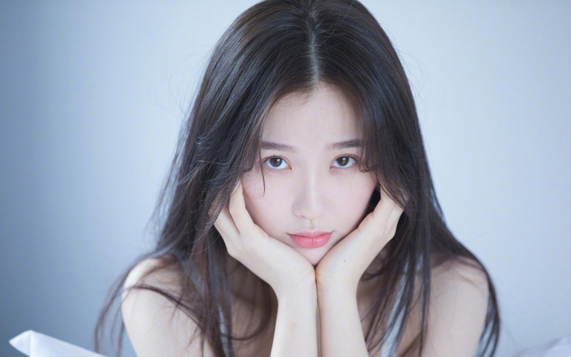 爱游戏体育-跨洋对决！塔图姆关键封盖锁定胜局，76人抢七险胜广东